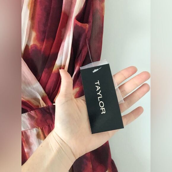 NWT Taylor Sleeveless Wrap Dress in Red Multi Watercolor Print - Size XL - Picture 11 of 12